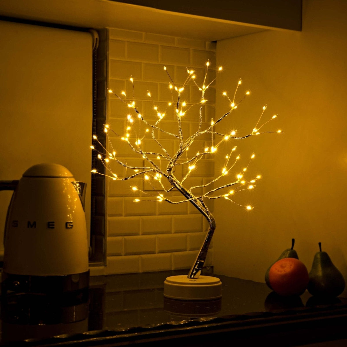 Decoratieve Boomvorm LED Tafellamp met Draadloze Bediening en USB-Voeding - Sfeerverlichting voor Woonkamer en Slaapkamer
