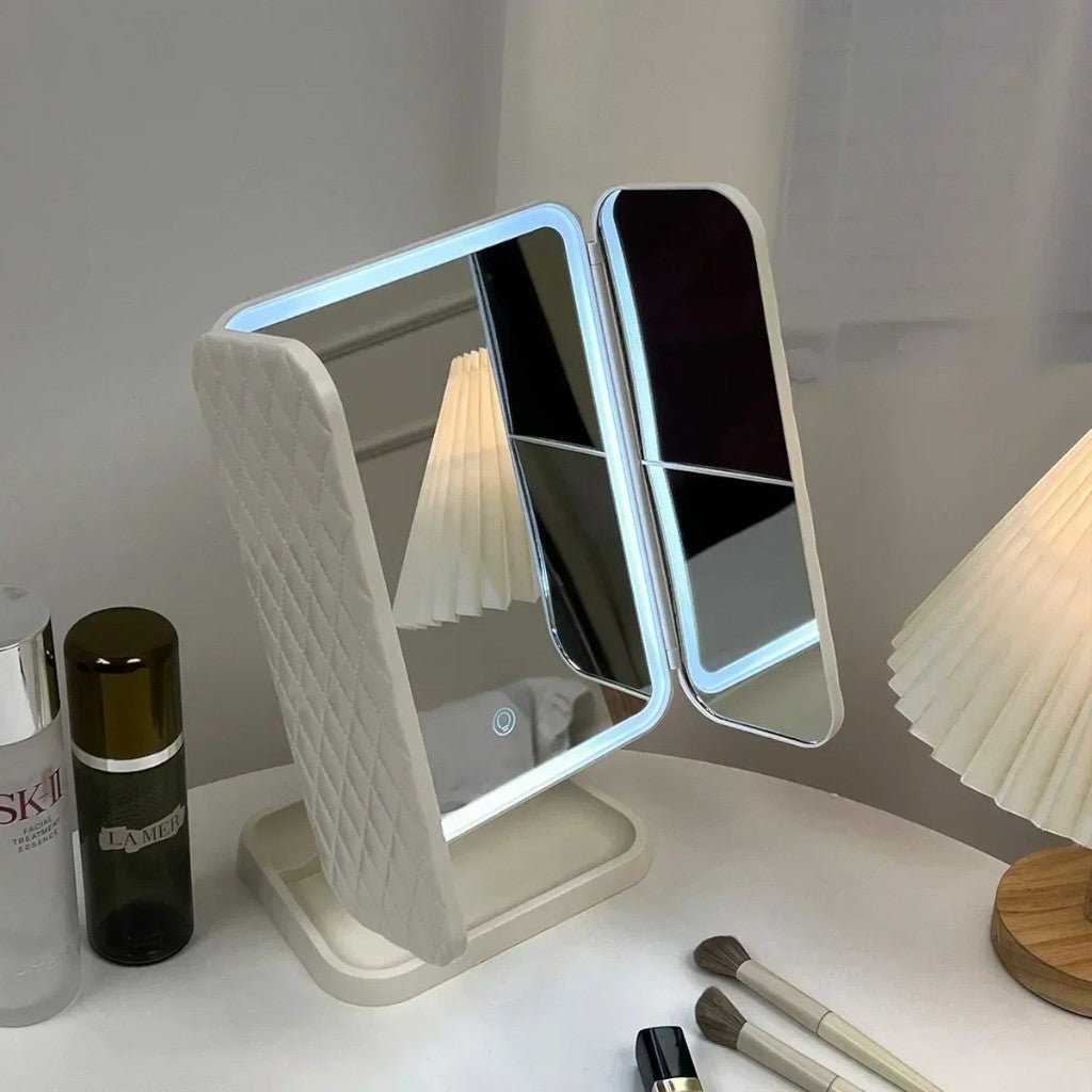 Driedelige Make-upspiegel met LED-Verlichting en 2x 3x 10x Vergroting Oplaadbaar Verstelbaar Opvouwbaar