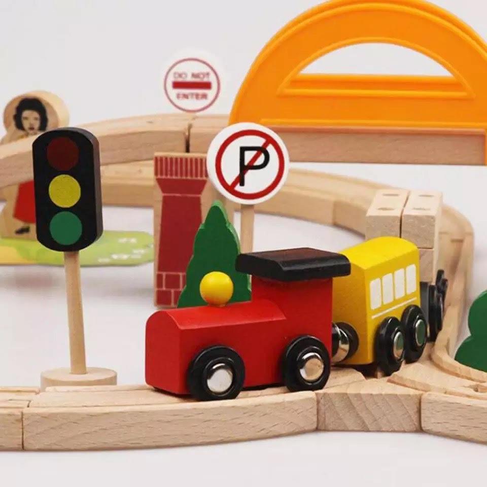 Houten Treinset met Rails 78-delig Speelgoed Inclusief Opbergbox Educatief Constructiespel Kinderen 3 Jaar